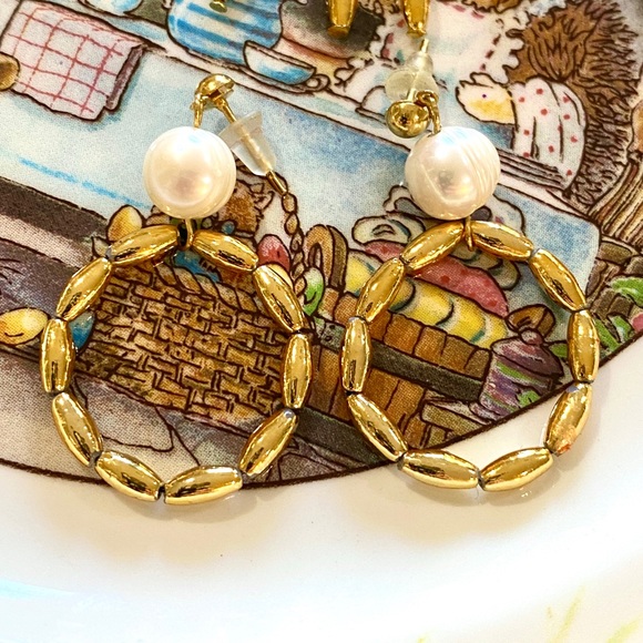 Pearl and Rice Bead Earrings - Picture 5 of 13